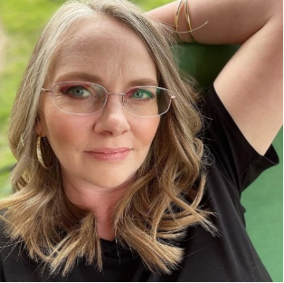 photo of Elizabeth Speer